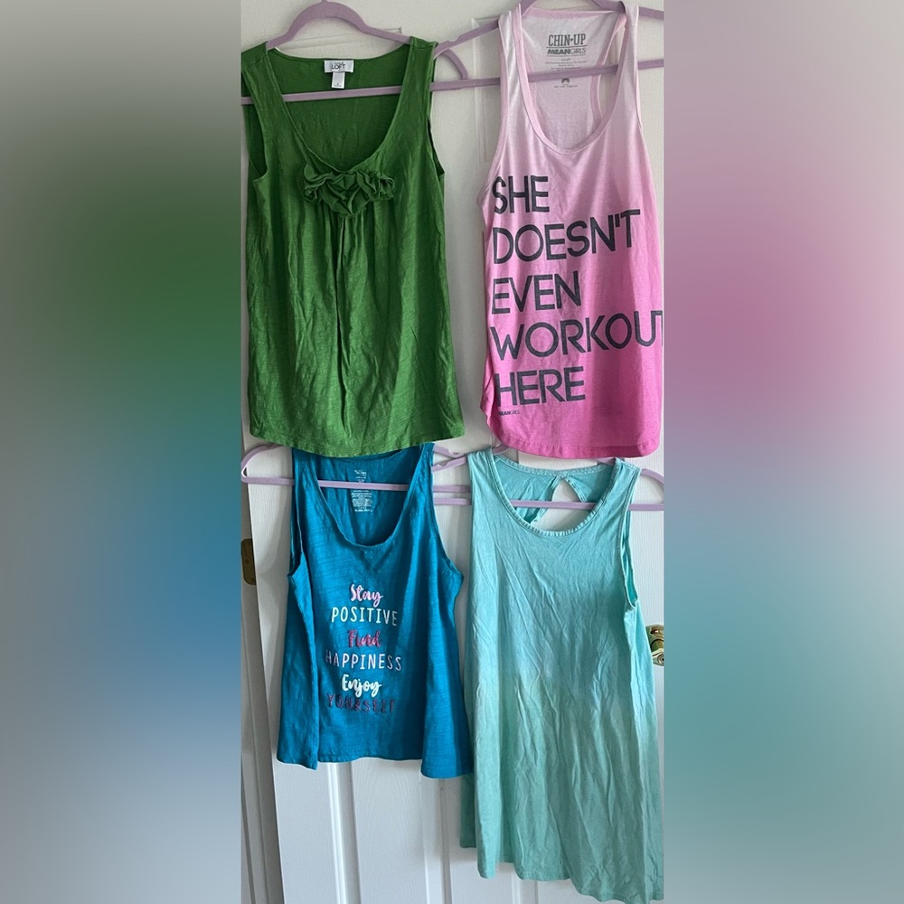 Lot of 4 Graphic Tank Tops & Others MEAN GIRLS LOFT Secret Treasures HOLLISTER S